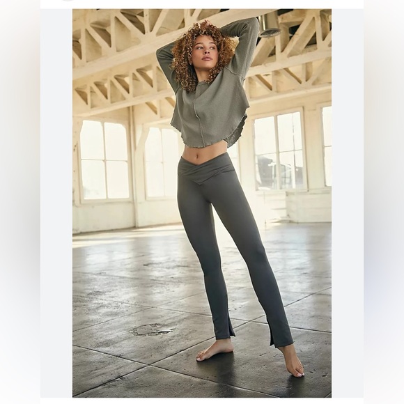FP Movement by Free People Pants - New NWT FP Movement Crash Court Flare Pants Yoga Green Size Large L Ankle Zip